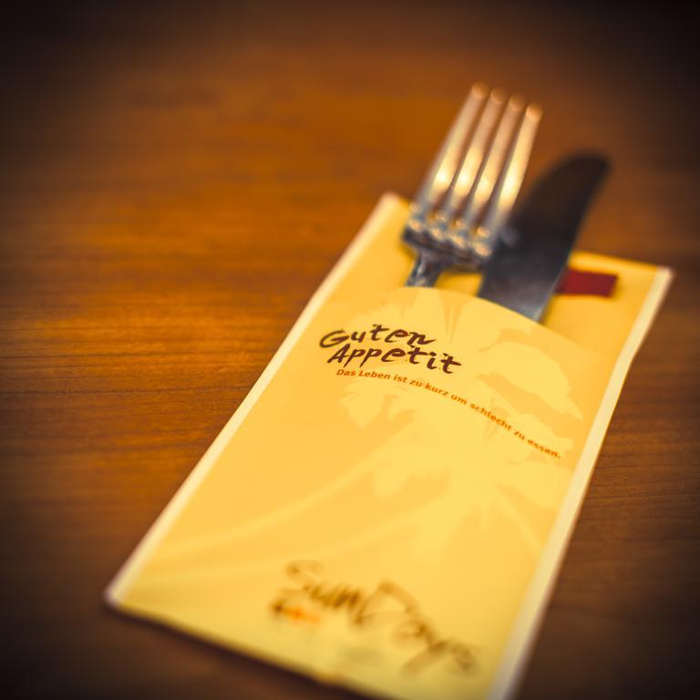 Hotel Luecke ריין מראה חיצוני תמונה